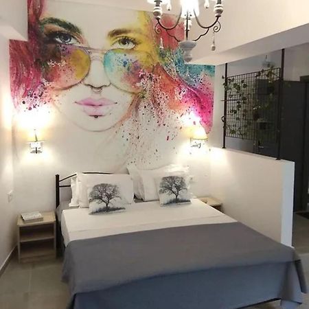 דירות אתונה Ifaistos Luxury Flat Psyrri Square מראה חיצוני תמונה