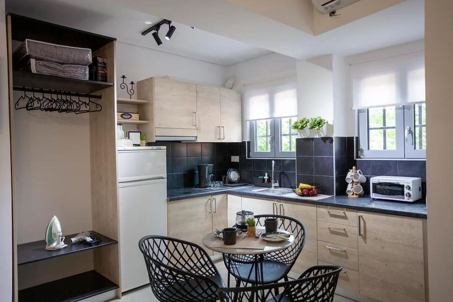 דירות אתונה Ifaistos Luxury Flat Psyrri Square מראה חיצוני תמונה