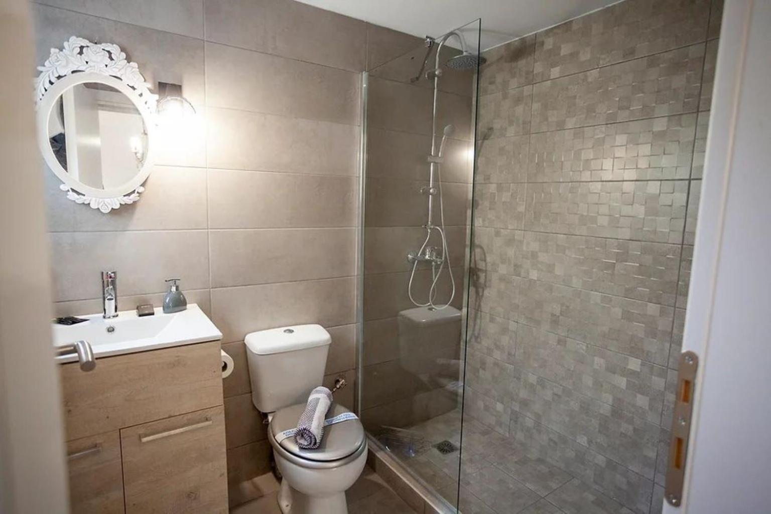 דירות אתונה Ifaistos Luxury Flat Psyrri Square מראה חיצוני תמונה